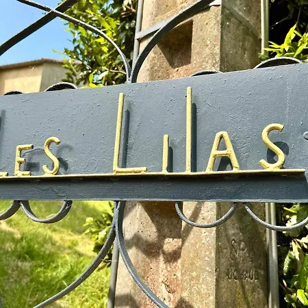 בית נופש Les Lilas - Spacieuse Et Lumineuse, Jardin קסטלנודארי